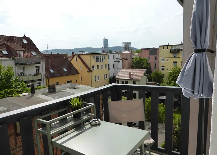 Jena City Apartment, Balkon, Sonnig, Wifi, Parkplaetze, Naehe Zentrum