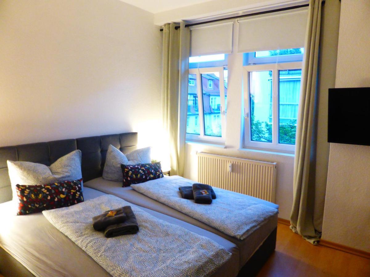 Appartement Apartment, Balkon, Sonnig, Wifi, Parkplaetze, Naehe Zentrum Iéna