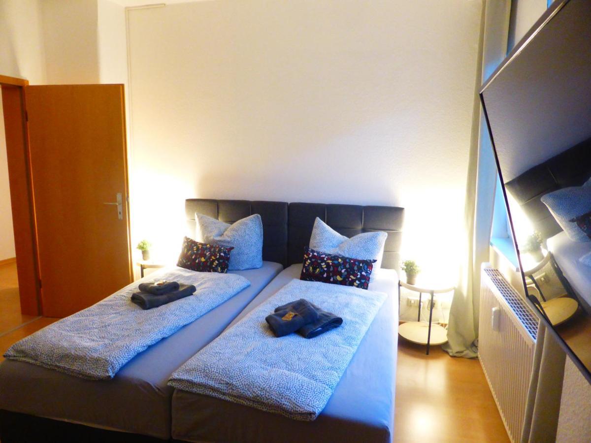 Appartement Apartment, Balkon, Sonnig, Wifi, Parkplaetze, Naehe Zentrum